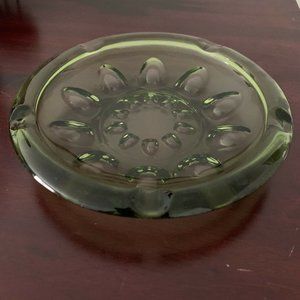 Vintage Emerald Green Glass Mid-Century Round Heavy Ashtray 7" diameter